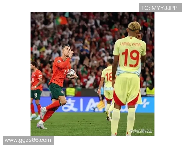 足球明星机场安检遭围堵粉丝热情高涨引发安全隐患