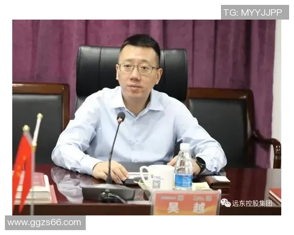 足球明星吴樾的个人简历与精彩照片展示他的辉煌职业生涯与成就 足球明星吴樾的个人简历与精彩照片展示他的辉煌职业生涯与成就